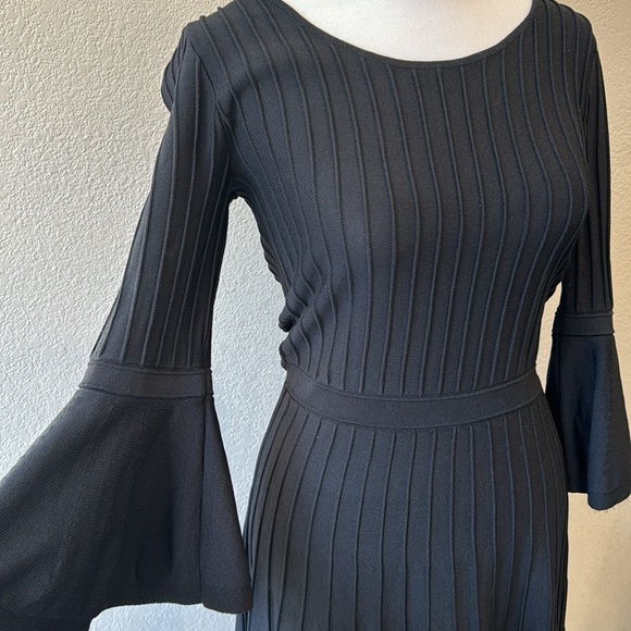 Lilly Pulitzer Women’s Long Sleeve Black Mini Sheath Dress Size XS - Picture 3 of 6